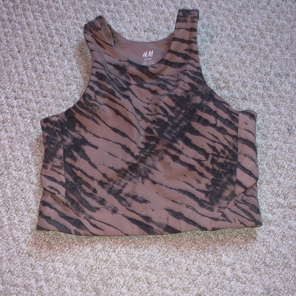 Sports bra